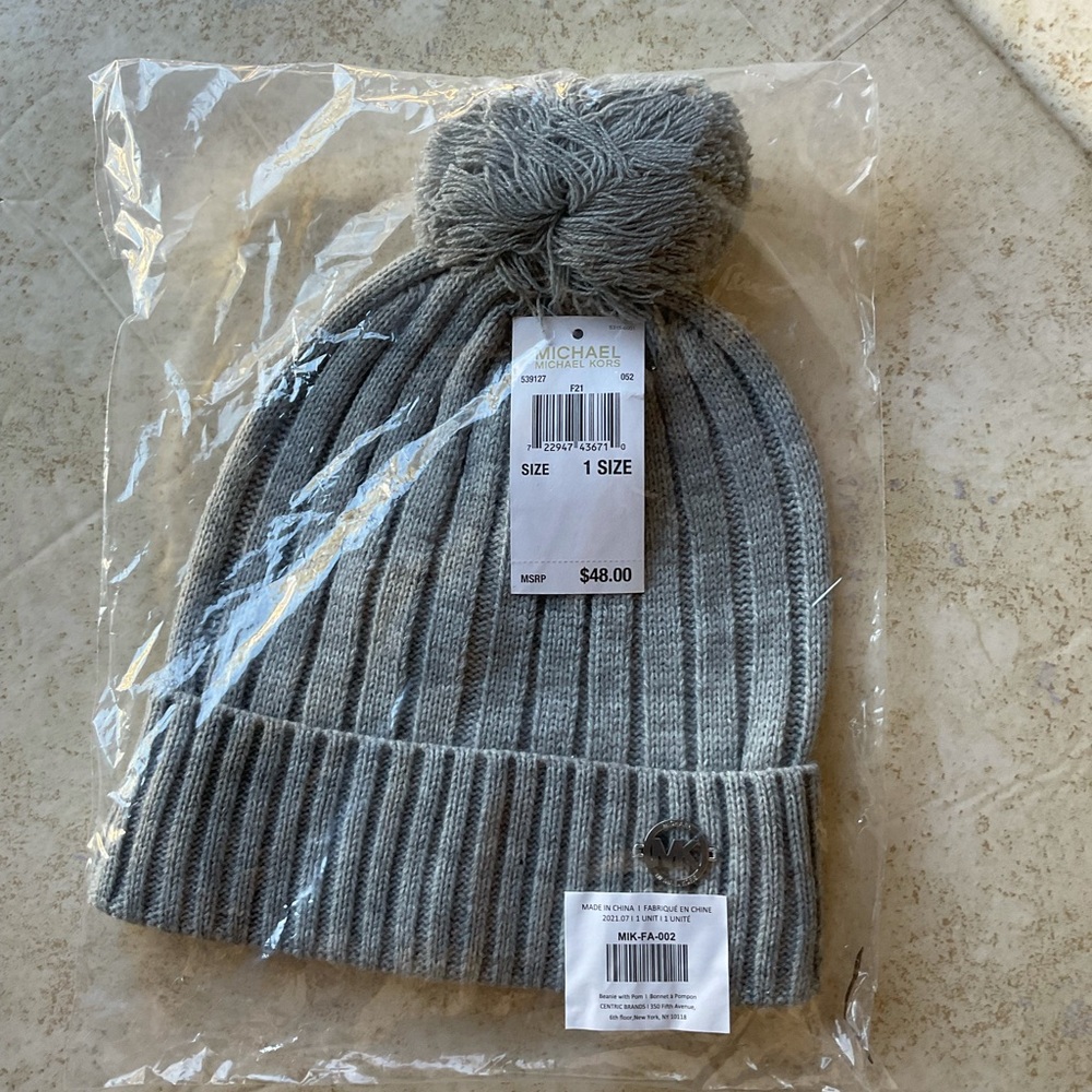 Michael Kors Beanie - Picture 2 of 3